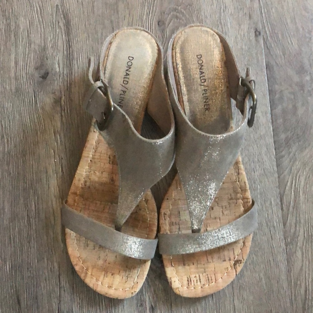 Donald Pliner Sandals